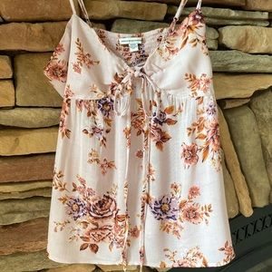 American Eagle Outfitters floral tank